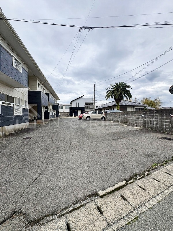 敷地内・建物