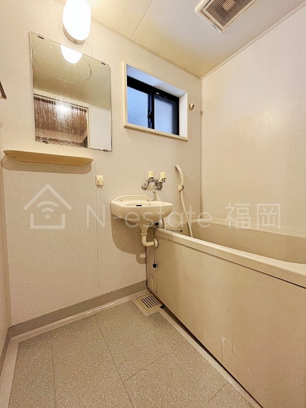 バス