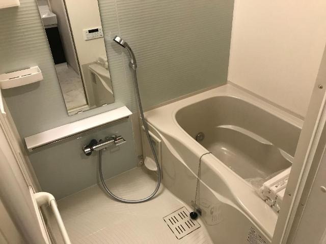 バス